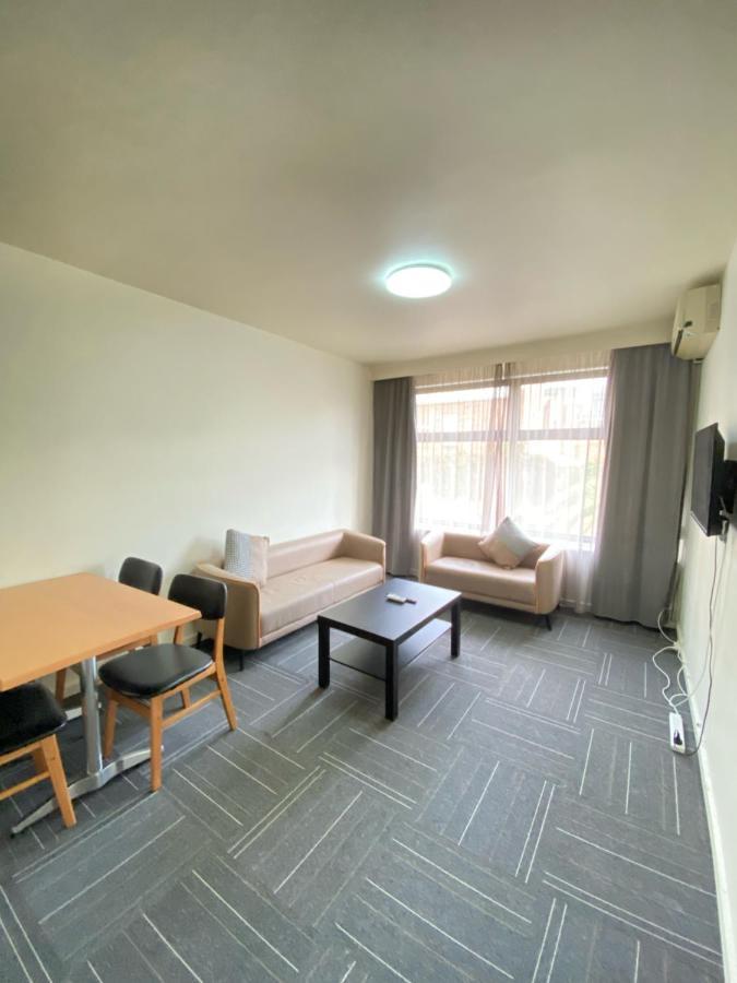 City Edge East Melbourne Apartment Hotel Exterior photo