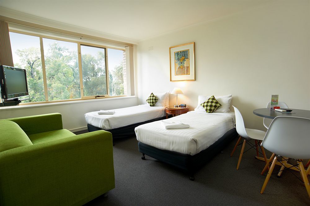 City Edge East Melbourne Apartment Hotel Exterior photo