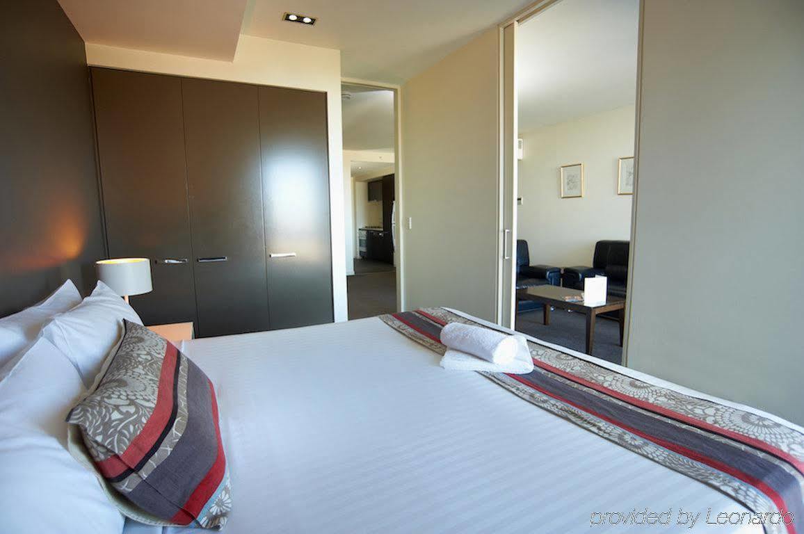 City Edge East Melbourne Apartment Hotel Exterior photo